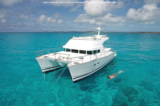 Lagoon Power 44