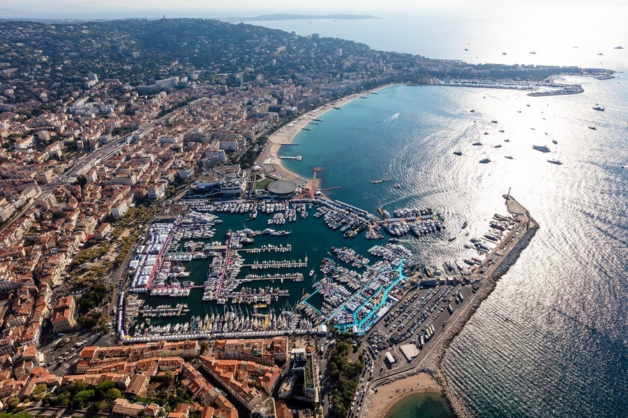 Port Vieux (Old Port) during the Cannes Yachting Festival 2018. Photo by Abracadabra Studios.