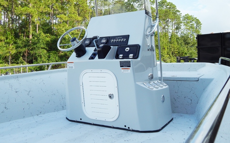 Blazer 2400 Open Bay Striper