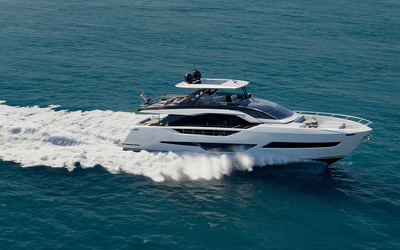 Ferretti 800