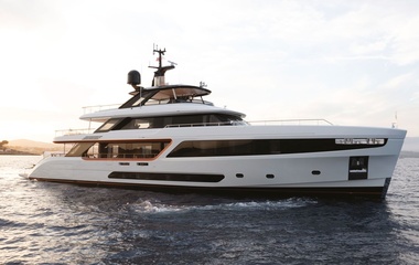 Benetti Alluria