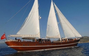 Custom Goleta I