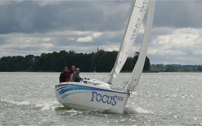 Yacht Yard Focus 800