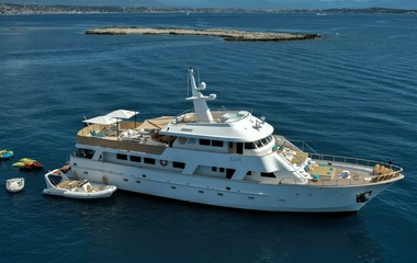CL Yachts Eva