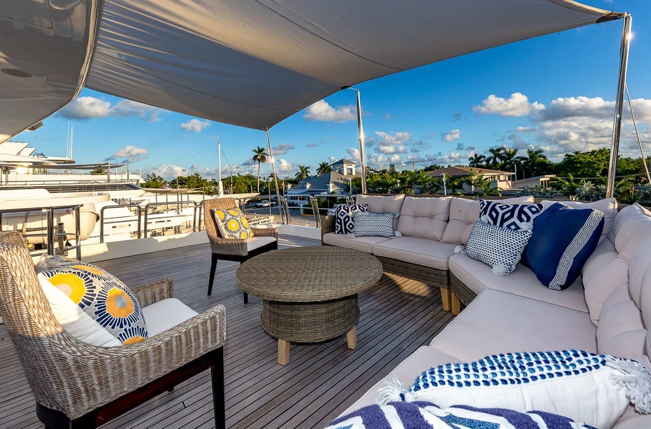 Benetti Pour Another