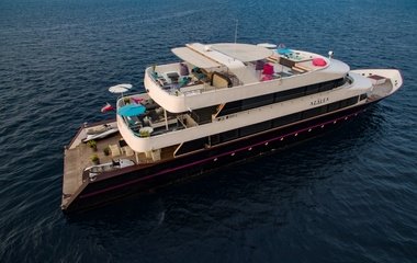Custom Boats Azalea