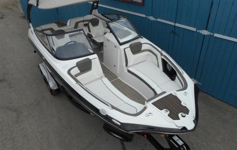 Yamaha 242 LIMITED S E-SERIES (2016)