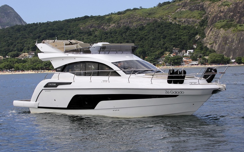 Triton 470 Fly