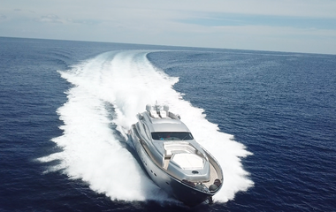 Pershing YCM 90
