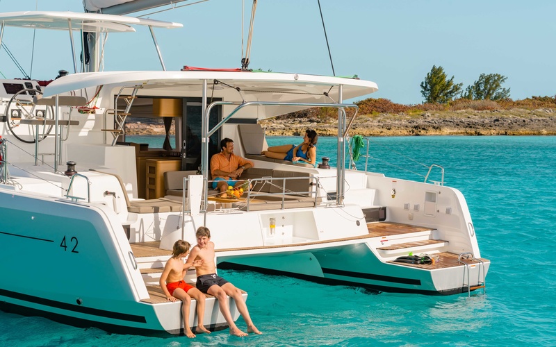Lagoon SEVENTY 7