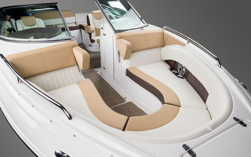 Cruisers Yachts 258 Bow Rider