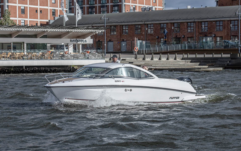 Flipper 650 ST