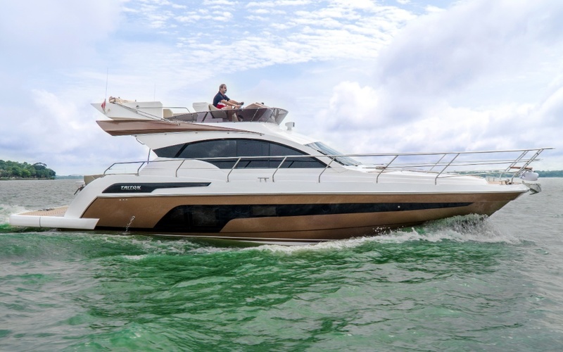 Triton 52 Fly