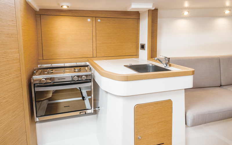 Grand Soleil 34