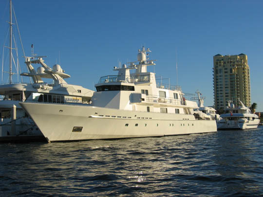 Lurssen Ronin