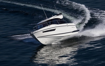 Parker 750 Cabin Cruiser