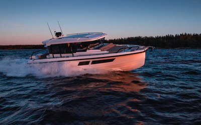 Quarken 35 Cabin