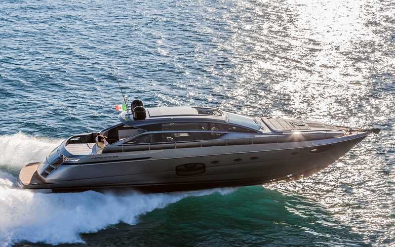 Pershing 62