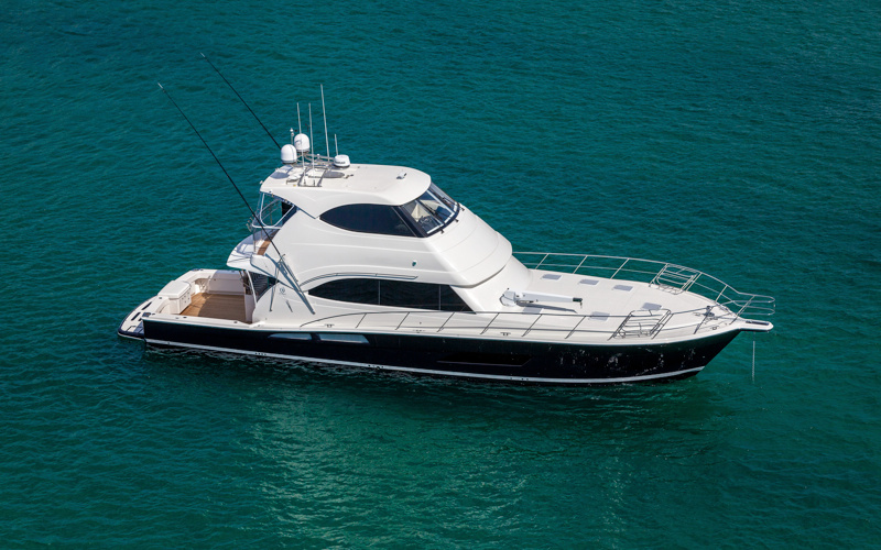 Riviera 63 Enclosed Flybridge