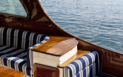 Hinckley Picnic Boat 37 S