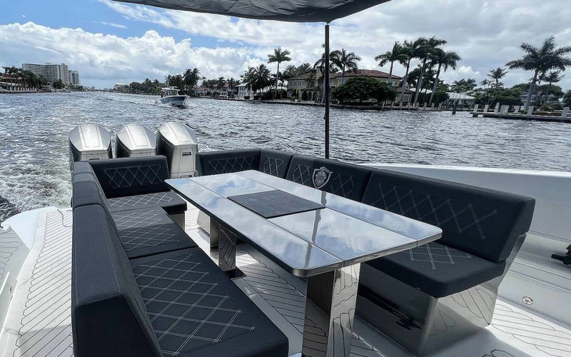 Canados  Gladiator 493 Grand