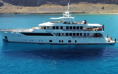 Mural Yachts Meteor