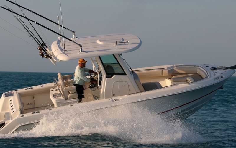 Boston Whaler 250 Outrage