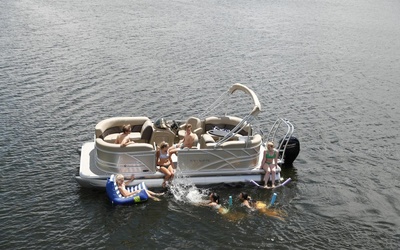 Sylvan Mirage Cruise 820