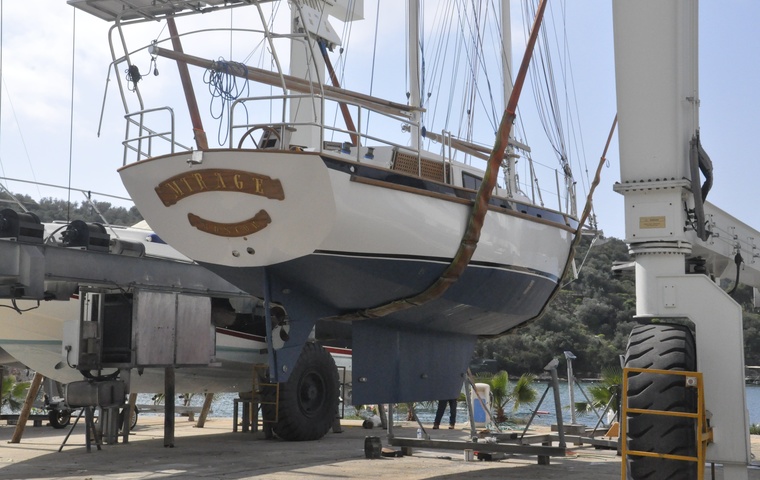 Custom 79 (2015)