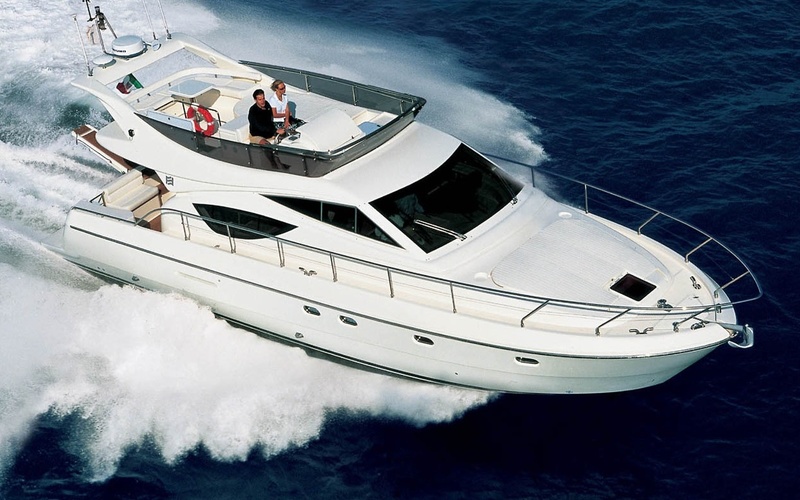 Ferretti 460