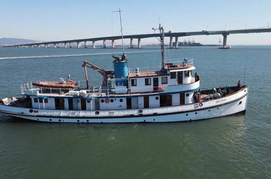 Custom Boats Sacajawea
