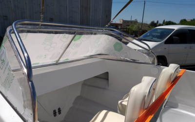 Akua Boat Касатка 580