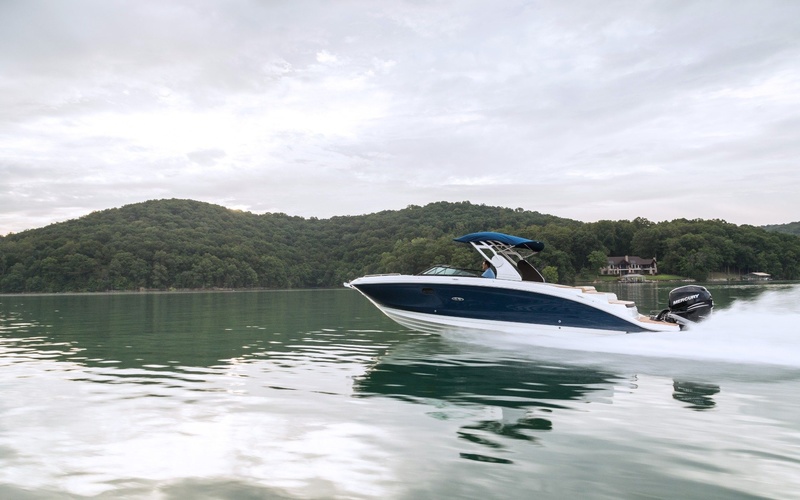 Sea Ray SDX 290 Outboard