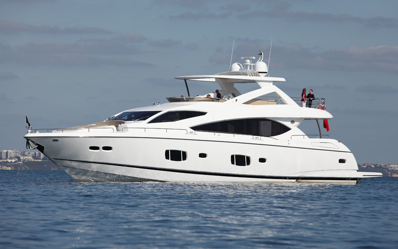 Sunseeker 88 Yacht 