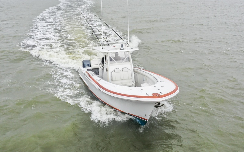 Buddy Davis 34 Center Console