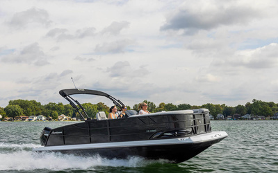 Hurricane FunDeck 2360
