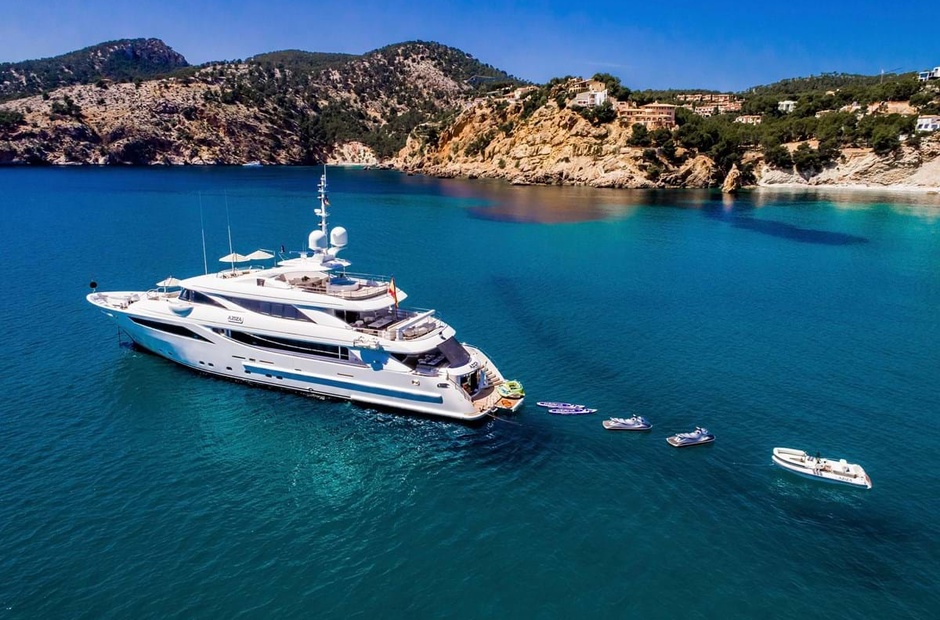 ISA Yachts Aziza