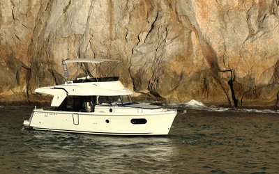 Beneteau Swift Trawler 35