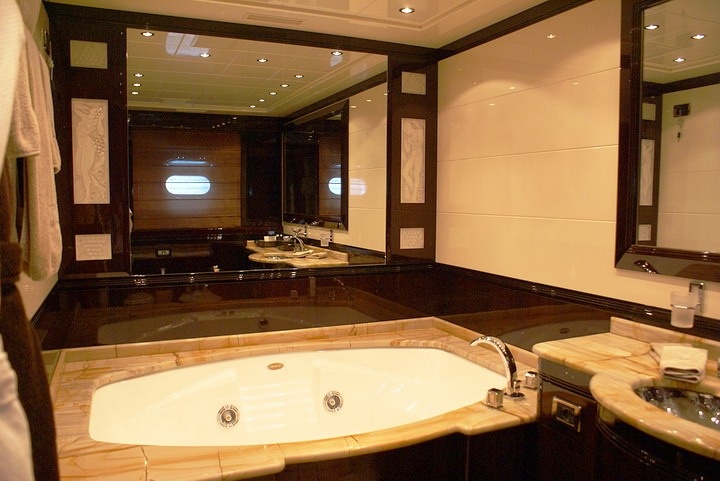 Mangusta Voyage