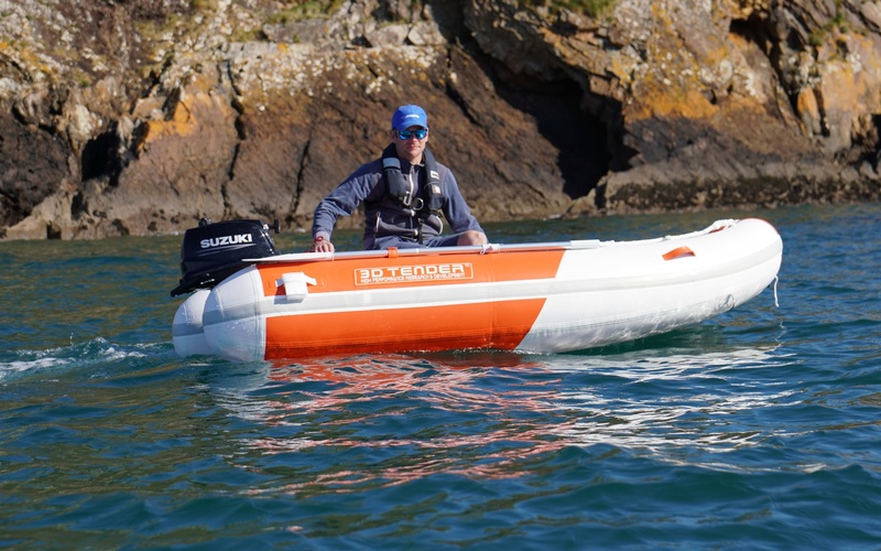 3D Tender Twin Fastcat 300