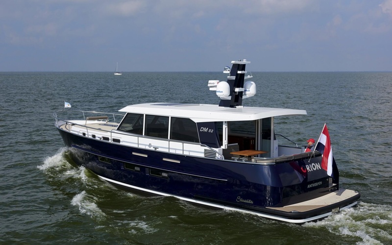 Dutchman DM 52