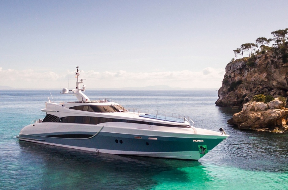 Evolution Yachts Benita Blue