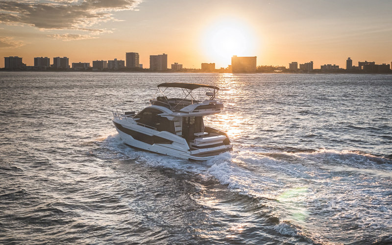 Galeon 400 FLY