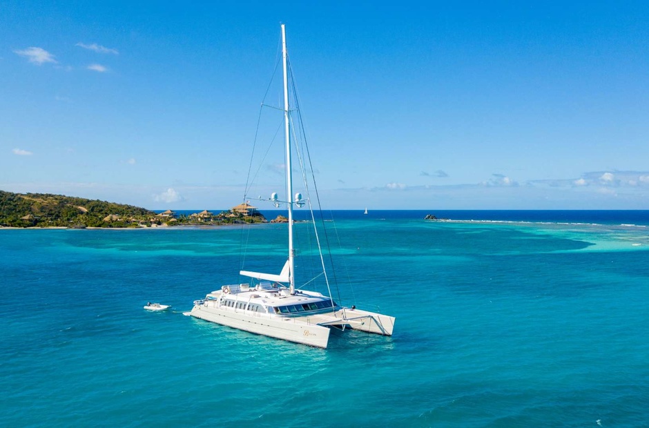CMN Yacht Division Bella Vita