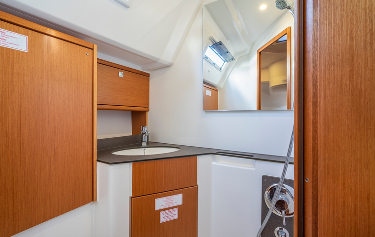 Bavaria Cruiser 46 (2017)
