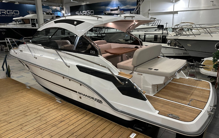 Grandezza 28 OC (2023)