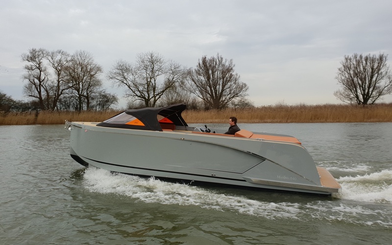 Maxima 840