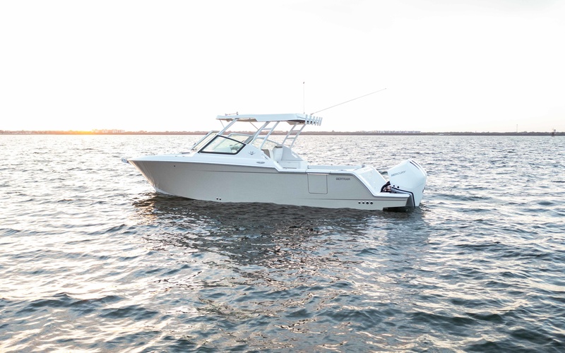Bertram 28XC