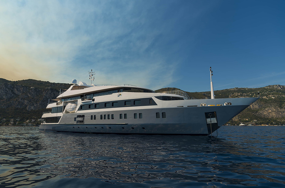 Austal Serenity
