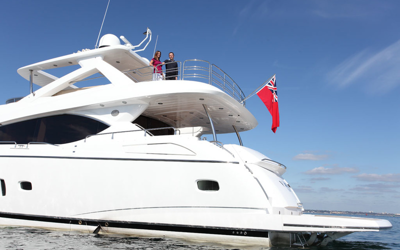 Sunseeker 88 Yacht 